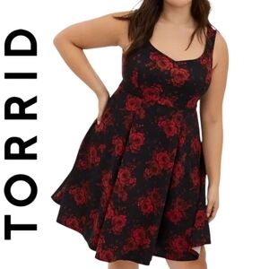 Torrid Black & Red Floral Scuba Skater Dress 3X EUC